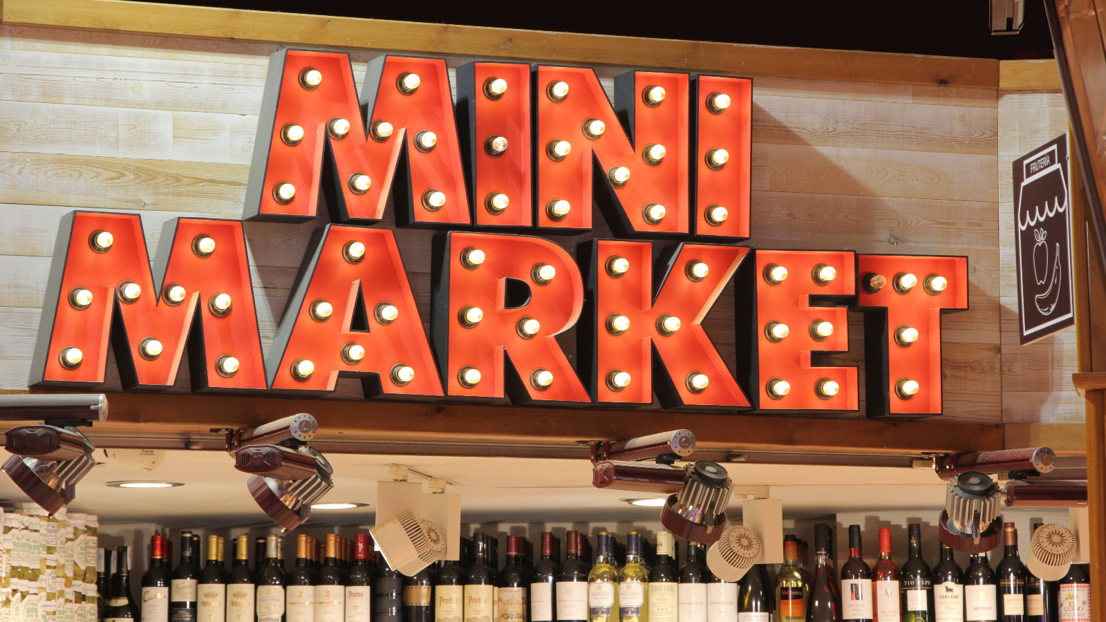 Mini Market J. Sanabria